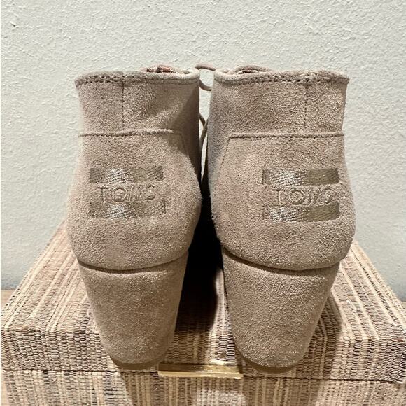 TOMS Suede Desert Wedge Booties Womens Size 6.5 - Picture 4 of 6